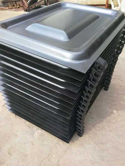 火車(chē)門(mén)拉伸成型